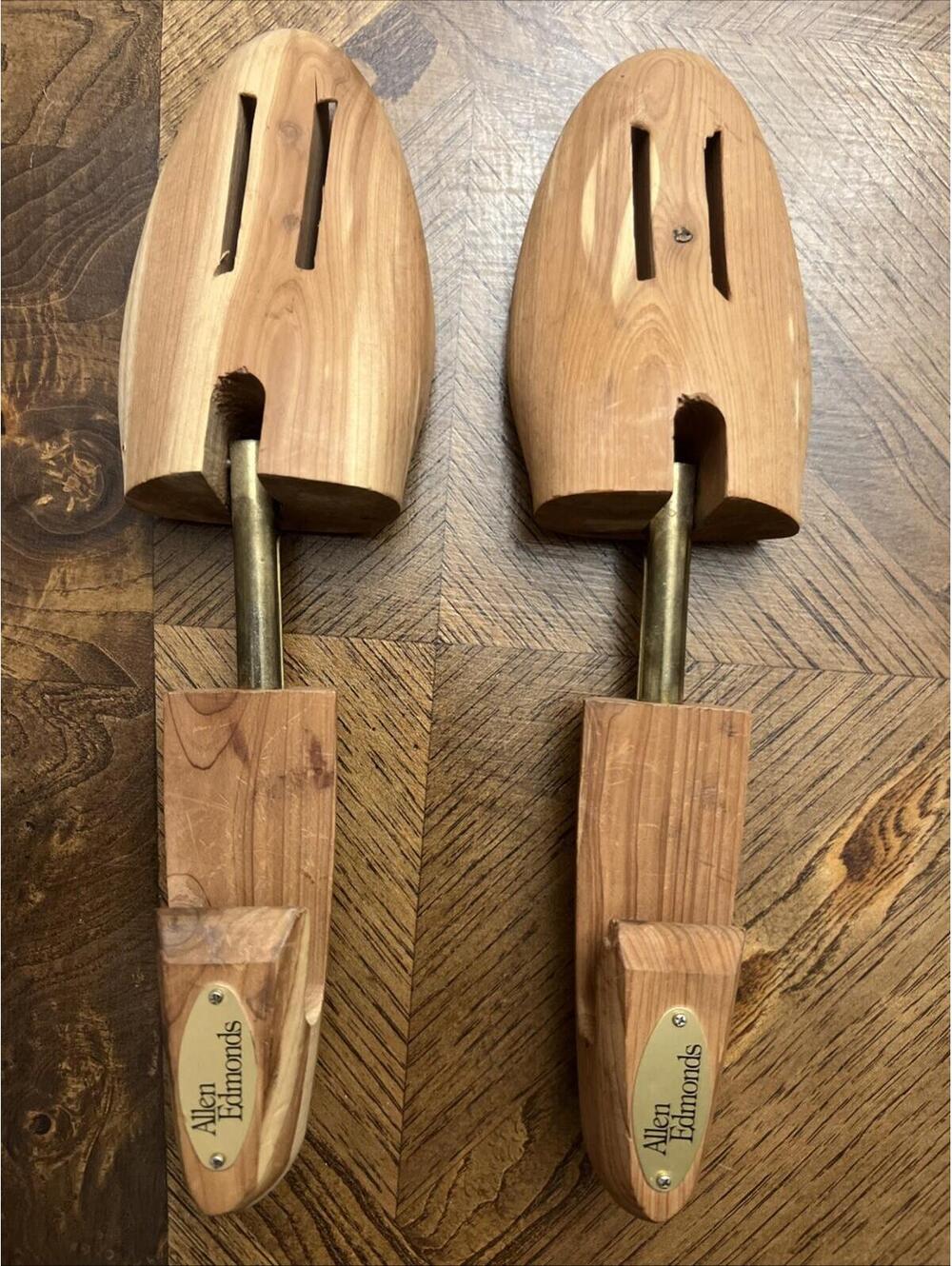 Vintage Set Of Allen Edmonds Wooden Shoe Trees - Shoe Stretchers - Size Medium